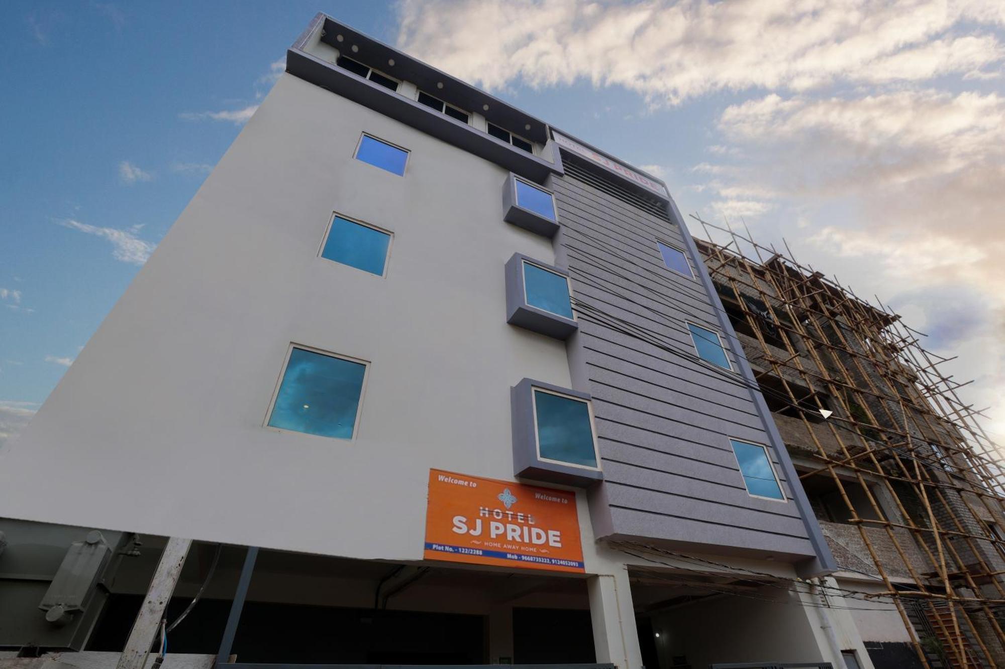 Hotel Sj Pride Bhuvanesvar Kültér fotó