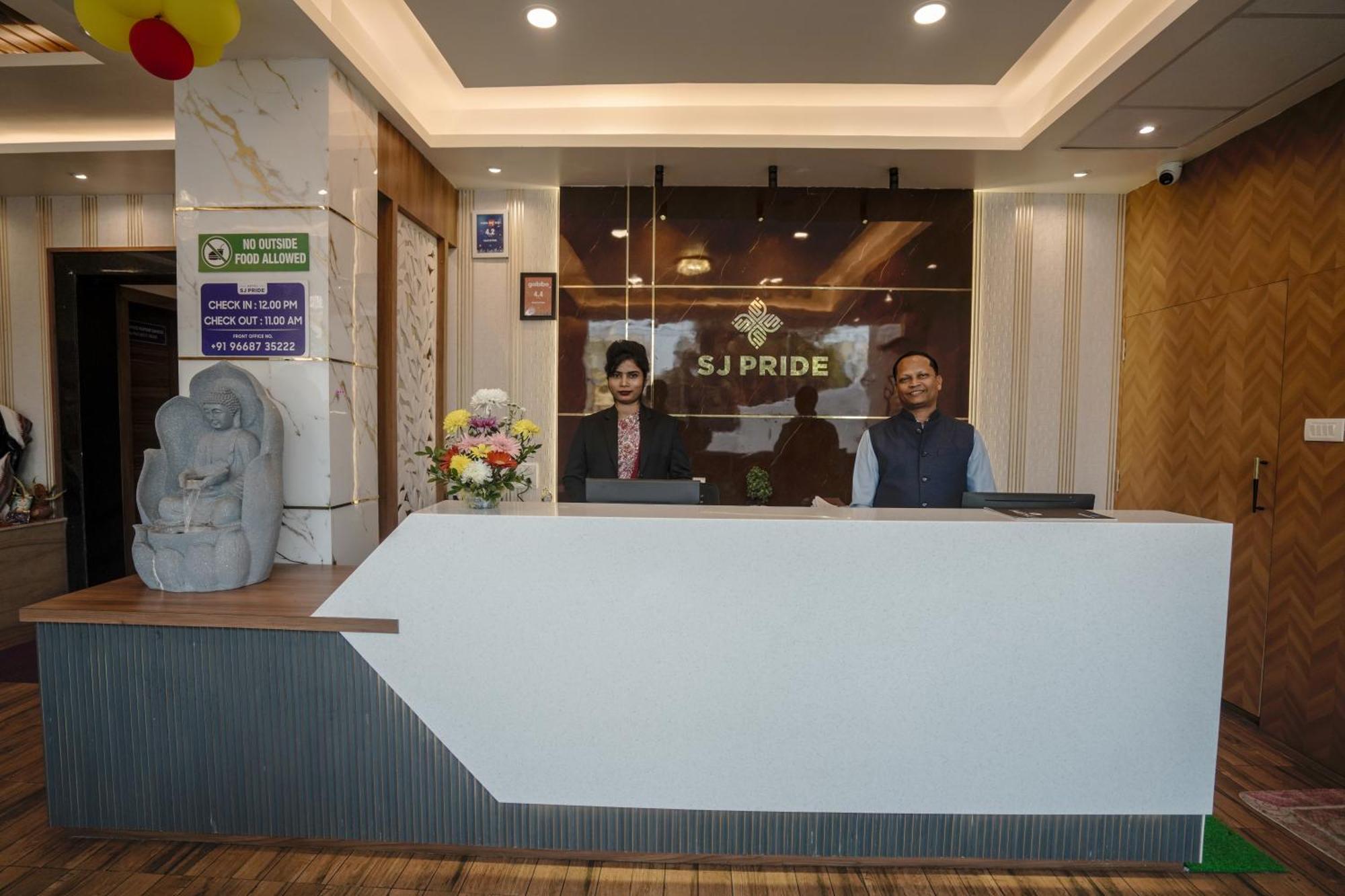 Hotel Sj Pride Bhuvanesvar Kültér fotó
