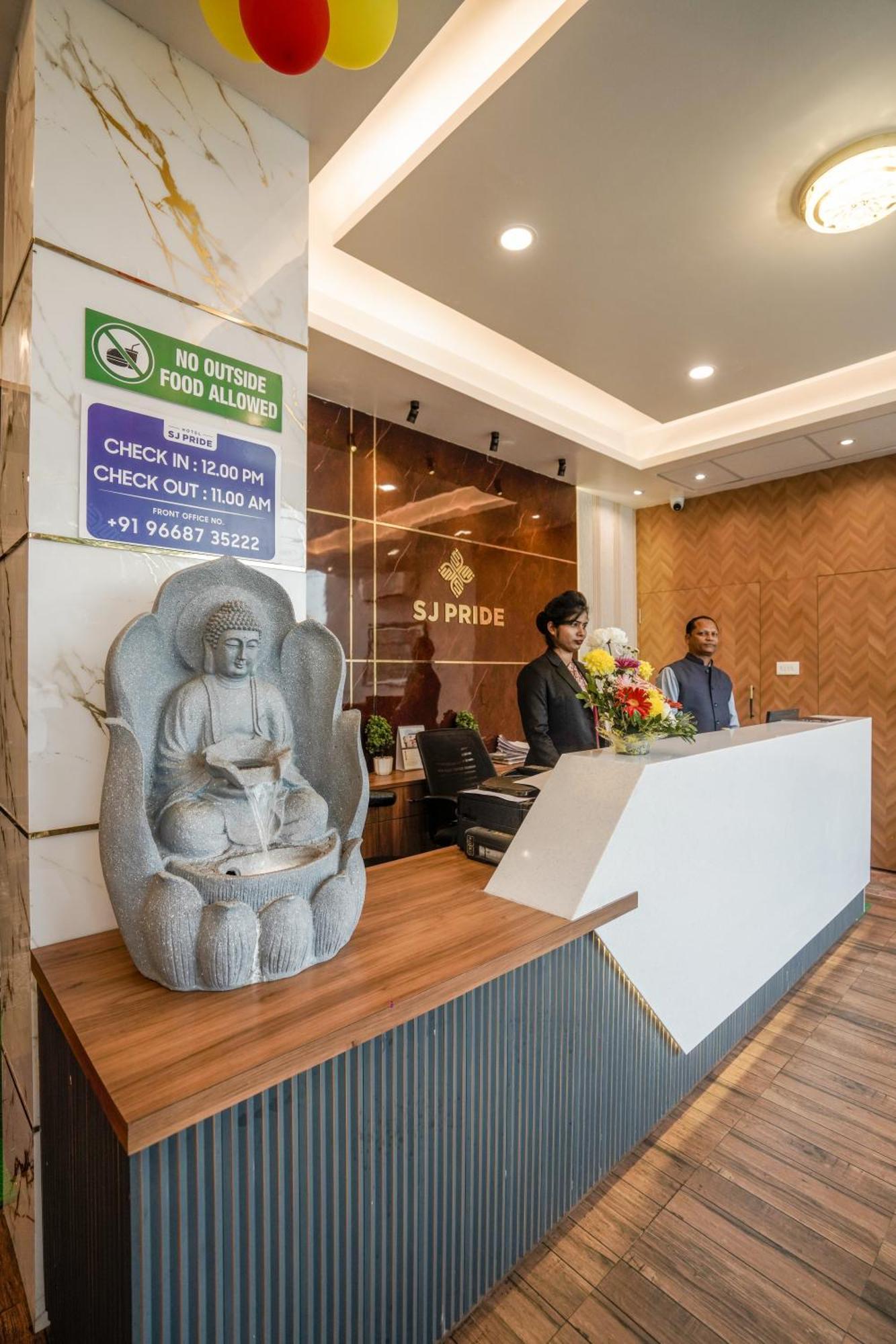 Hotel Sj Pride Bhuvanesvar Kültér fotó